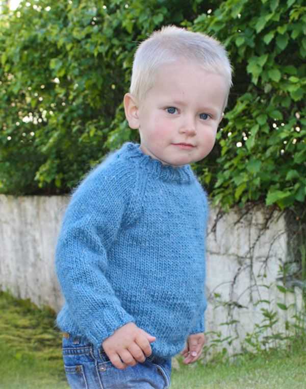 Свитер для мальчика спицами: модели для детей от одного года до семи лет (свитер с застежкой-молнией, с рукавами-реглан, школьная форма) с пошаговыми описаниями и видеоматериалами