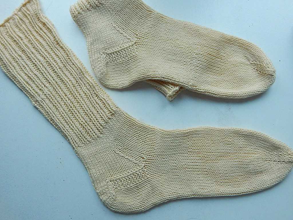 Носки с усиленным носком