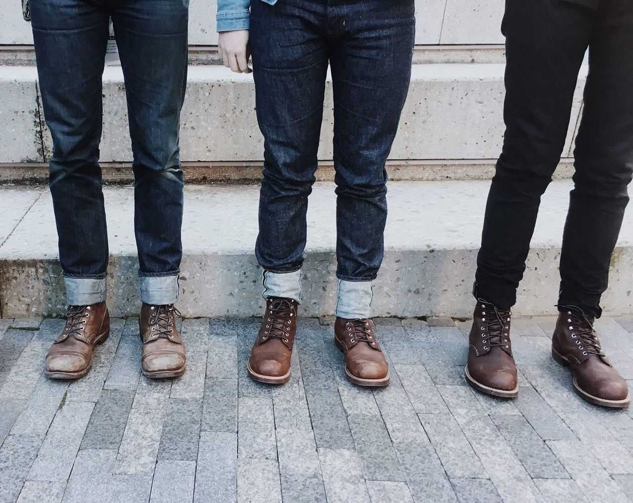 Мужские сапоги с джинсами