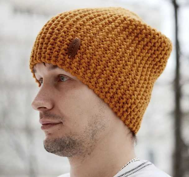 Вязание мужской шапки спицами: схемы стильных моделей с описанием
