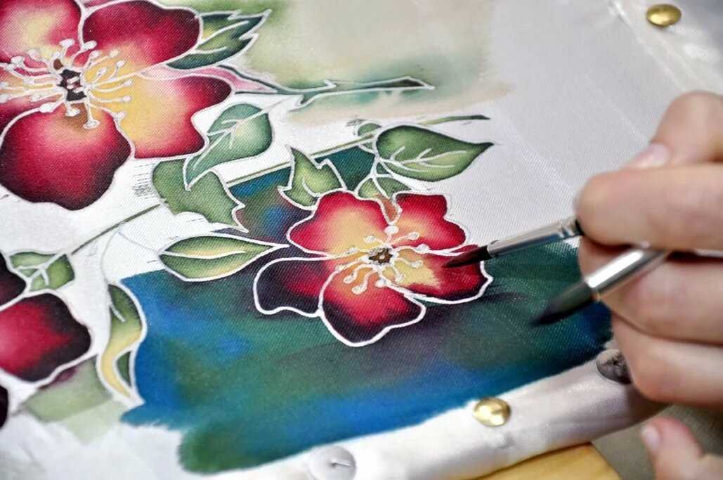 Как сделать рисунок на вазе витражными красками
