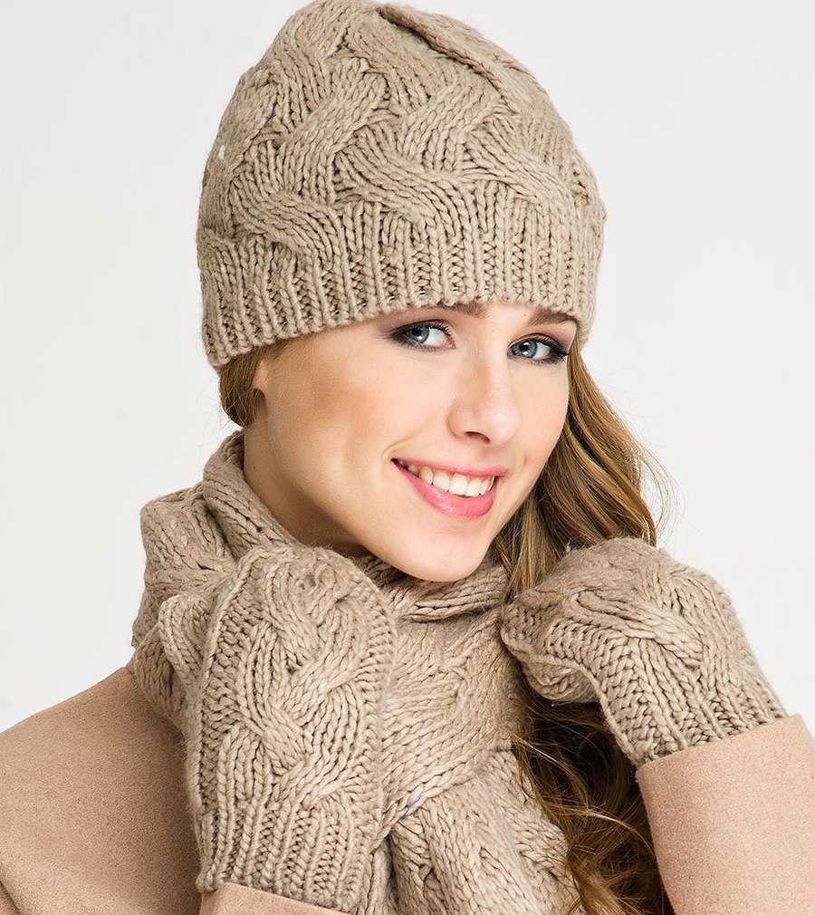 Вязания шапки спицами для женщин на зиму